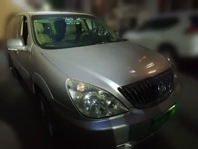Buick GL8 2014, 186700 км, за 36892.58 CNY