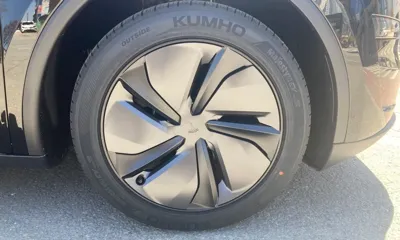 Tesla Model Y 2026, 700 км, за 42750000 KRW - фото 20