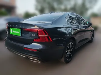 Volvo S60 2022, 64100 км, за 102057.91 CNY - фото 6