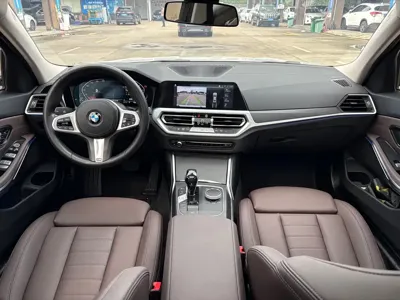 BMW 3 Series 2021, 24000 км, за 138800 CNY - фото 9