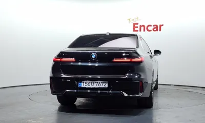 BMW 7-Series 2024, 42042 км, за 97900000 KRW