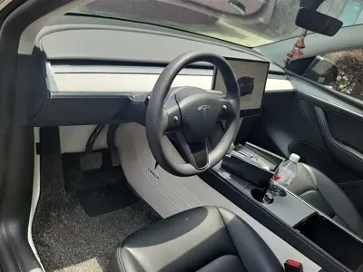 Tesla Model Y 2024, 43800 км, за 181000 CNY - фото 12