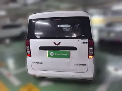 Wuling Zhiguang EV 2025, 12300 км, за 50500 CNY