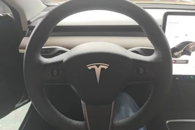 Tesla Model 3 2021, 142100 км, за 122730.54 CNY - фото 13