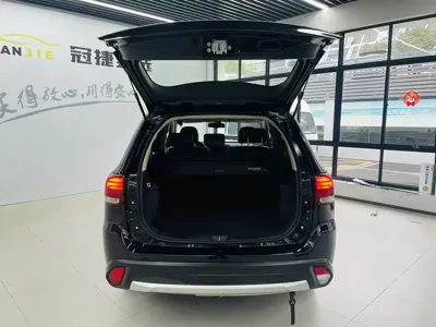 Mitsubishi Outlander 2018, 39500 км, за 66800 CNY - фото 16