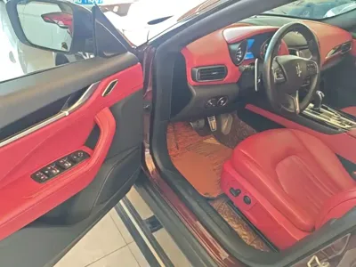 Maserati Levante 2019, 83900 км, за 204899 CNY - фото 16