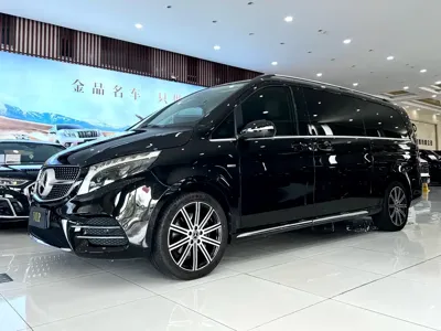 Mercedes-Benz V-Class 2023, 23000 км, за 338500 CNY