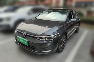 Volkswagen Golf · 2021 год