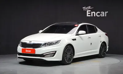 Kia K5 · 2013 год