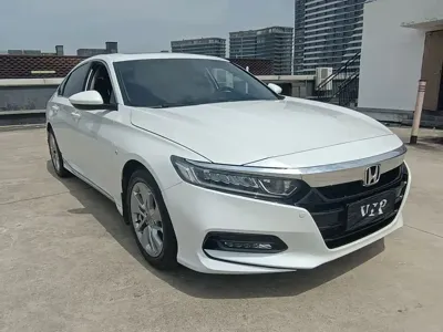 Honda Accord 2018, 65000 км, за 68500 CNY