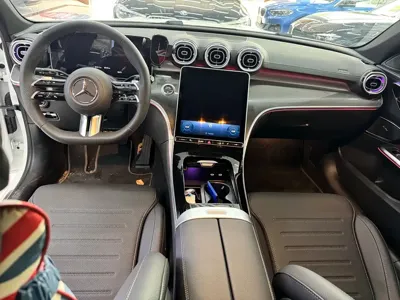 Mercedes-Benz C-Class 2025, 6000 км, за 216800 CNY - фото 9