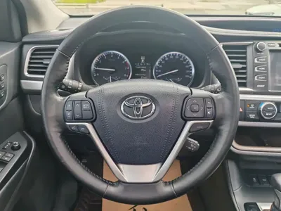 Toyota Highlander 2015, 129000 км, за 79500 CNY - фото 15