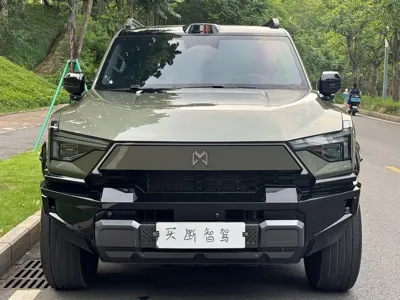 Mengshi 猛士M817 2025, 15000 км, за 249800 CNY