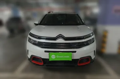 Citroen C5 Aircross 2017, 60700 км, за 57607.47 CNY