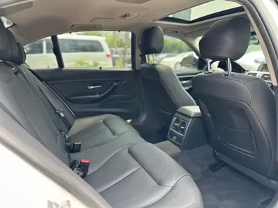 BMW 3 Series 2017, 84000 км, за 79800 CNY - фото 9