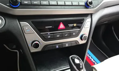 Hyundai Avante 2017, 108182 км, за 7600000 KRW - фото 17