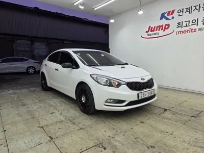 Kia K3 · 2013 год