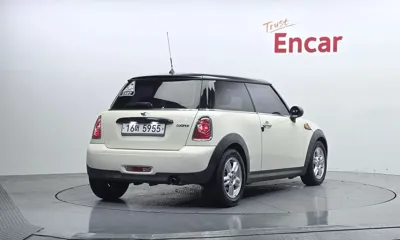 MINI Cooper 2011, 107943 км, за 3000000 KRW