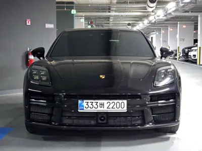 Porsche Panamera 2025, 5000 км, за 245000000 KRW - фото 2