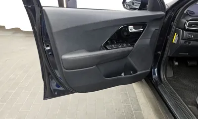 Kia Niro 2017, 64514 км, за 14300000 KRW - фото 24