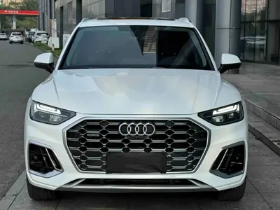 Audi Q5L · 2022 год