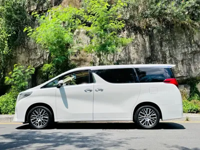 Toyota Alphard 2017, 100000 км, за 358000 CNY - фото 8