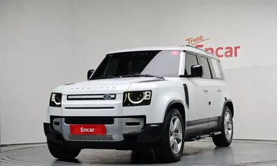 Land Rover Defender · 2023 год
