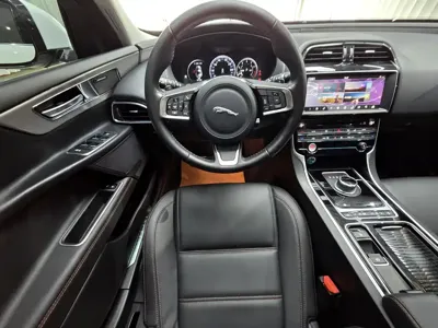 Jaguar XEL 2018, 33000 км, за 78800 CNY - фото 8