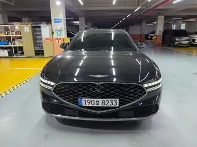 Genesis G90 · 2022 год