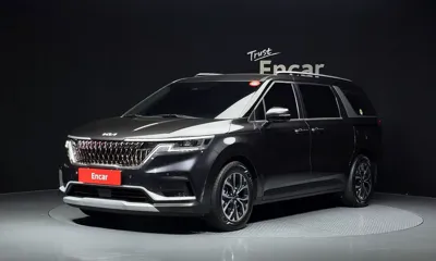 Kia Canival · 2023 год