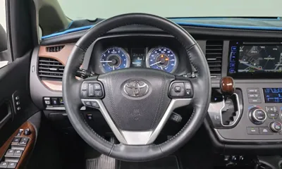 Toyota Sienna 2017, 81491 км, за 19900000 KRW - фото 14