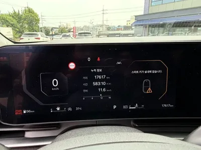 Kia Canival 2025, 17700 км, за 25140000 KRW
