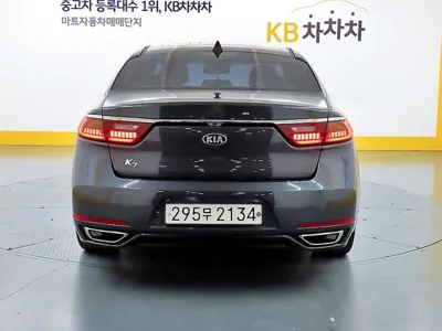 Kia K7 2016, 200593 км, за 8000000 KRW