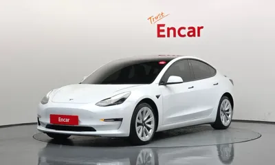 Tesla Model 3 · 2021 год