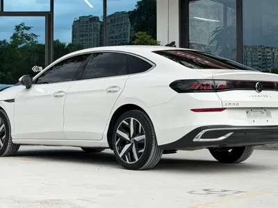 Volkswagen Lamando 2022, 42000 км, за 109800 CNY