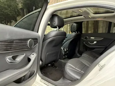 Mercedes-Benz C-Class 2022, 69000 км, за 143300 CNY - фото 14