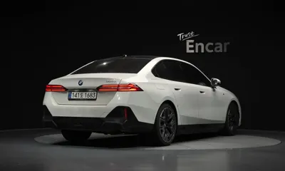 BMW 5-Series 2025, 29121 км, за 60400000 KRW