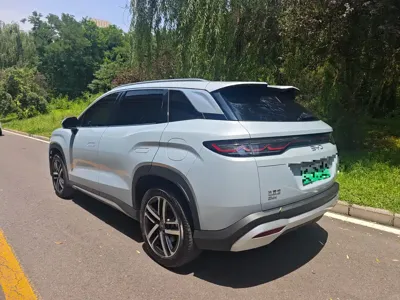 BYD L DM-i 2025, 19000 км, за 89800 CNY