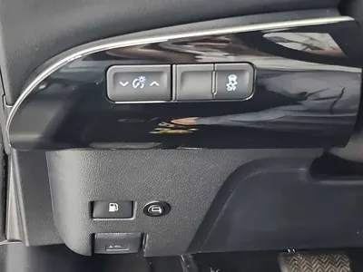 Toyota Prius 2018, 114999 км, за 13590000 KRW - фото 16