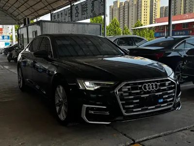 Audi A6L 2024, 37000 км, за 219800 CNY