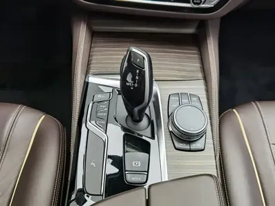BMW 5 Series 2019, 72500 км, за 140800 CNY - фото 13