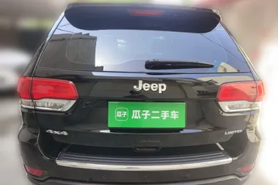 Jeep Grand Cherokee 2016, 87200 км, за 106031.13 CNY