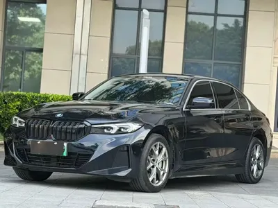 BMW i3 · 2022 год
