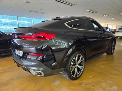 BMW X6 2023, 26969 км, за 77700000 KRW - фото 2