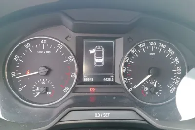 Skoda Octavia 2017, 69900 км, за 33146.9 CNY - фото 11