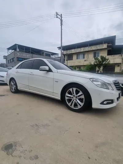 Mercedes-Benz E-Class 2010, 227927 км, за 3500000 KRW - фото 2