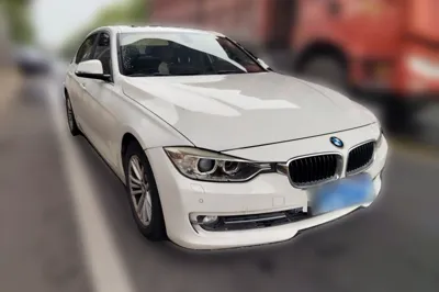 BMW 3 Series 2015, 92700 км, за 54023.46 CNY - фото 3