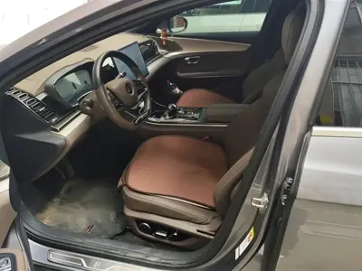 BYD Han 2023, 70200 км, за 91800 CNY - фото 8