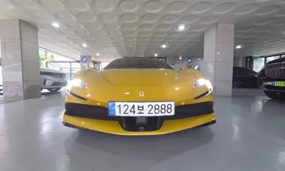 Ferrari SF90 2022, 5900 км, за 540000000 KRW