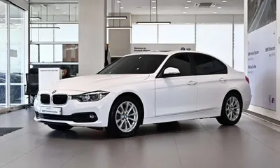 BMW 3-Series · 2017 год